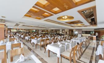 Oz Hotels Antalya Resort & Spa Adult +16