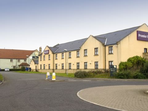 Premier Inn Newcastle (Holystone)