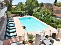 زينيتود أوتل ريزيدنس لو كانيت Hotels near كروستيه