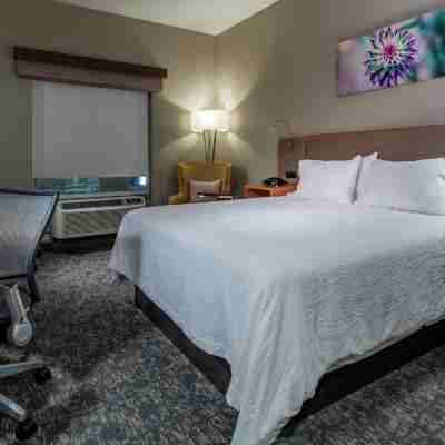 Hilton Garden Inn Arvada Denver, CO Rooms