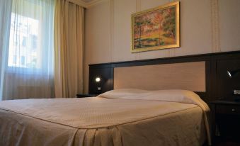 Aparthouse Borovo Near Bulgaria Mall, Free Street Parking