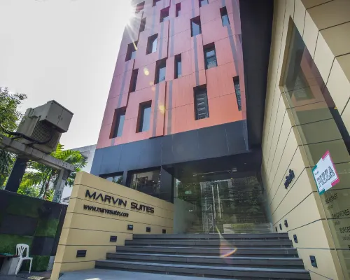 Marvin Suites Hotel Hotels near BTS-Surasak