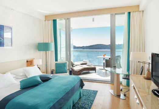 선 가든 두브로브니크 수영장 전경