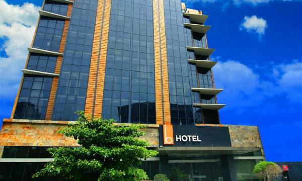 B Hotel Alabang