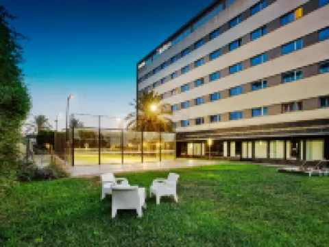 AZZ Valencia Tactica Hotels in Paterna