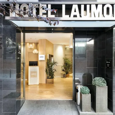 Hotel Acta Laumon Hotels near Sant Andreu