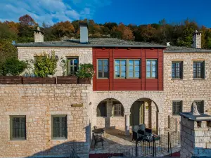 Pirrion Wellness Boutique Hotel