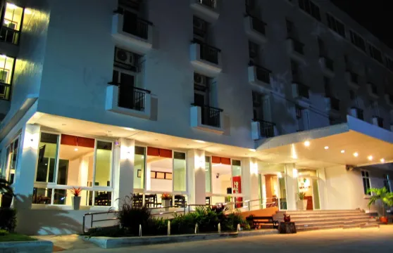 派布普萊斯酒店