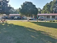 Country Inn Motel