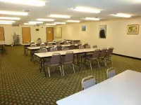 Syracuse Inn and Suites