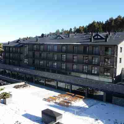 HG la Molina Hotel Exterior