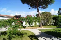 La Villa - Hôtel Bien Être Hotels in La Couarde-sur-Mer