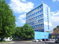 Interhotel Bohemia Các khách sạn ở Lovosice