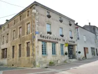 Logis Hostellerie de l'Abbaye Hotels in Souvigne