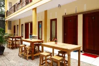 Ombey Guest House Hotels in Citeureup