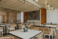 Eurobuilding Hotel & Suites Lecheria - parking