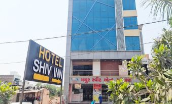 Hotel Shiv Inn Vadodara