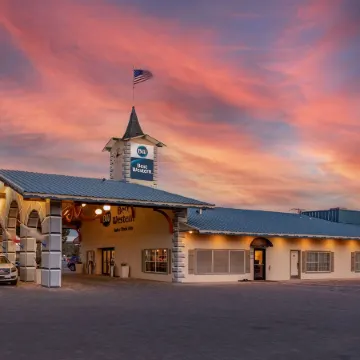 Best Western Swiss Clock Inn