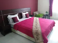 Charaka Hotel Hotel dekat Ds.Kalibaru ,pasir kuda cianjur