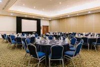 ฮอลิเดย์ อินน์ เมรีดา บาย IHG - พร้อมอาหารเช้า
