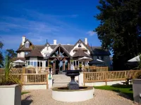 Bear of Burton Hotels in Highcliffe