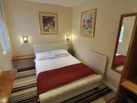 The Roundabout Hotel Hotels in Fareham