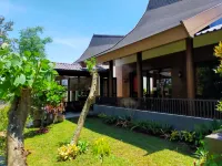 Vimala Hills Villa and Resort Kli23