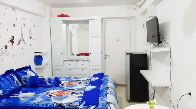 Channel Stay at Bassura City Apartment