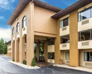 Quality Inn Lincolnton Hotels near Food Lion