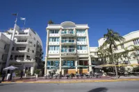 The Fritz Hotel - parking