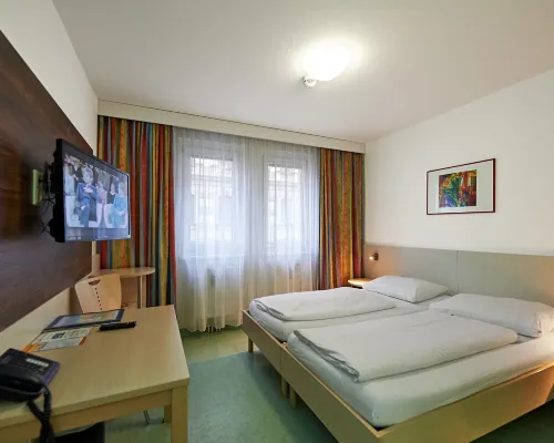Hotel Kolping Wien Zentral Отели рядом с достопримечательностью «Рынок Нашмаркт»