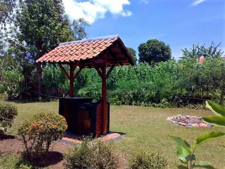 Villa Manis Lembang Отели рядом с достопримечательностью «Taman Kupu-Kupu Cihanjuang»