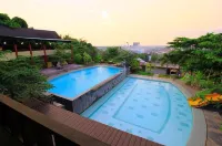Villa Bukit Mas Singkawang