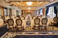 Tsar Palace Luxury Hotel & Spa - parking