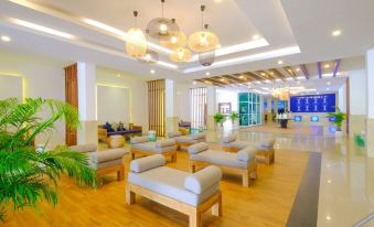 Chalong Beach Hotel and Spa Phuket