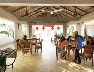 Neakru Guesthouse and Restaurant