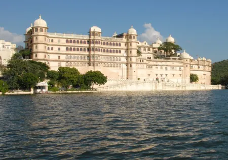 Taj Fateh Prakash Palace Udaipur Отели рядом с достопримечательностью «Джагдиш Темпл»