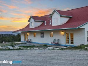 Hacienda Roja - the Pinion #8 at Wind Walker Homestead