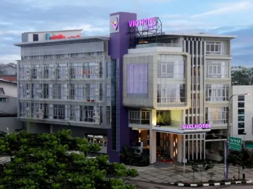 Vio Hotel Pasteur - Airport Shuttle