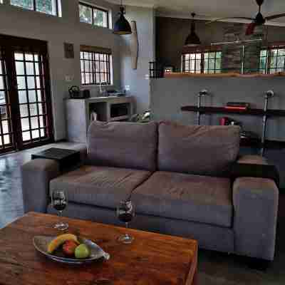 Villa la Mercy Chalet No Load Shedding or Water Outages Rooms