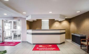 Econo Lodge Inn & Suites Evansville