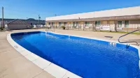 Quality Inn & Suites - Swimmingpools