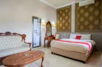 RedDoorz Plus Near Haluoleo University Hotels in Kendari