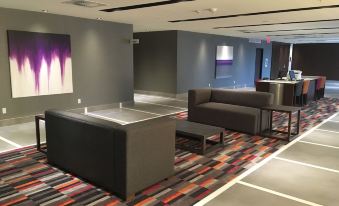 Holiday Inn Hotel & Suites - Montreal Centre-Ville Ouest, an IHG Hotel