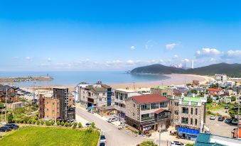Taean Badaneomeo Pension
