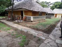 Mara Ndovu Lodge Hotels in Сиана