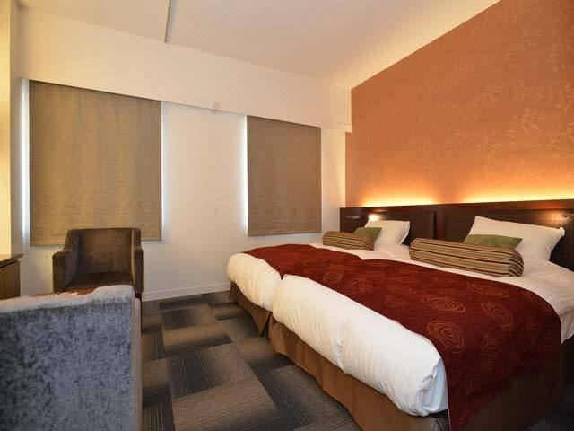 야마토 가시하라 시티 호텔의 깔끔한 외관