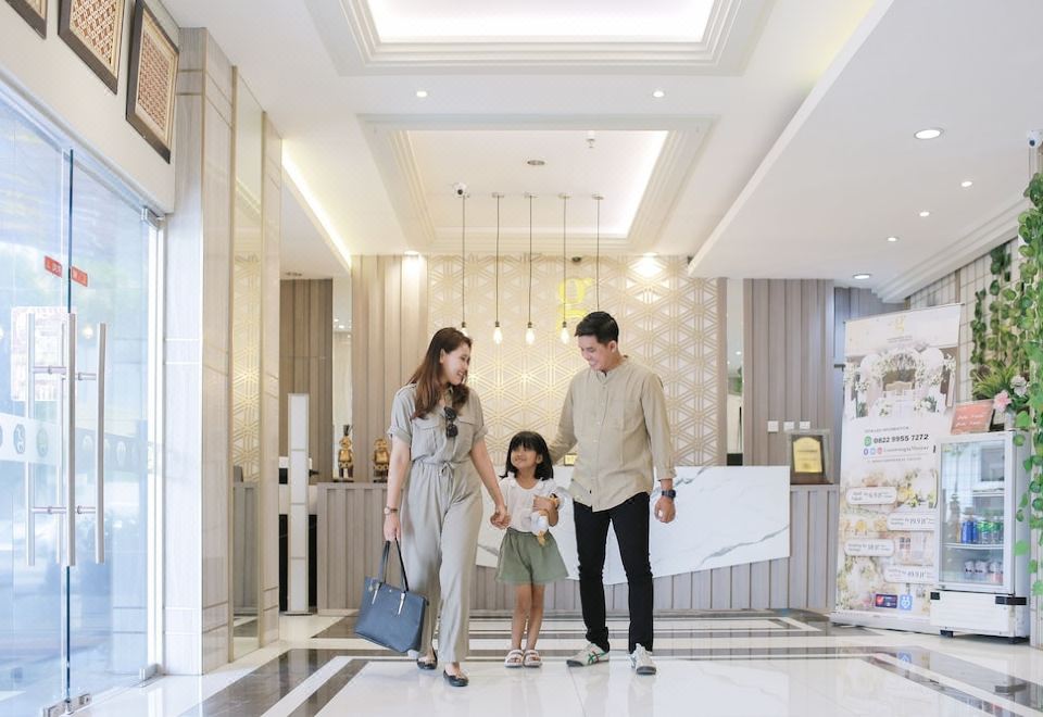 구나왕사 만야 호텔 수라바야