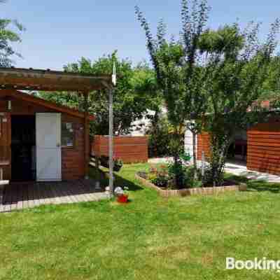Mobile Home at la Petite Lande Hotel Exterior