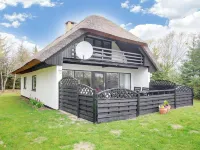 "Rigitte" - 1.5km from the Sea